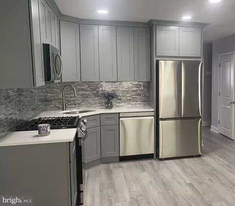 11749 Waldemire Dr, Philadelphia, PA 19154