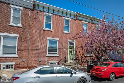 3313 Cresson St, Philadelphia, PA 19129