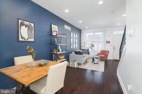 2806 Cambridge St, Philadelphia, PA 19130