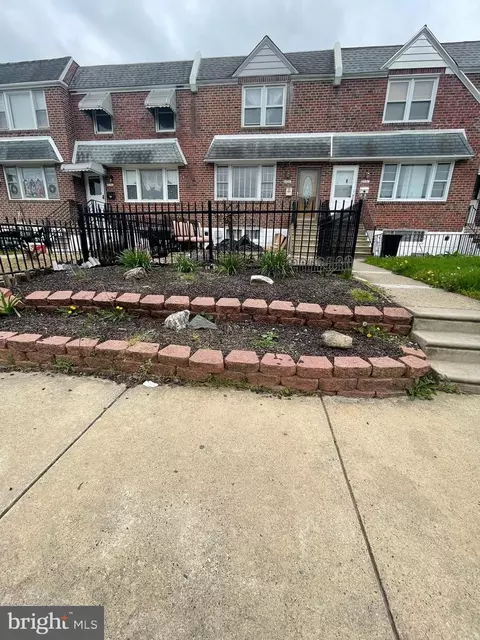 8733 Cottage St, Philadelphia, PA 19136