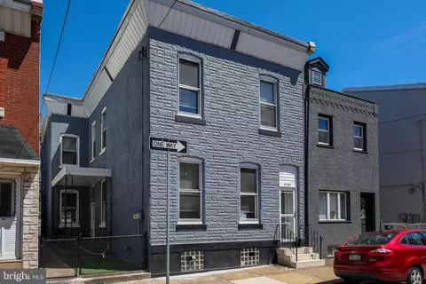 2737 Pratt St, Philadelphia, PA 19137