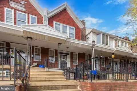 588 E Carver St, Philadelphia, PA 19120
