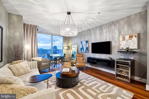 1414 S Penn Sq #20C, Philadelphia, PA 19102