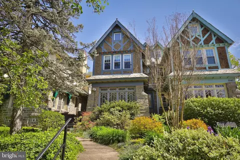 7047 Mccallum St, Philadelphia, PA 19119