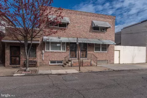 2808 14 Almond St, Philadelphia, PA 19134