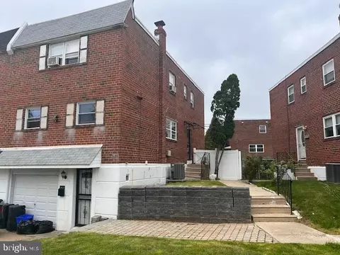 355 Avon St, Philadelphia, PA 19116