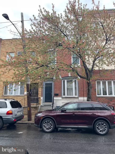 2411 S 11th St, Philadelphia, PA 19148