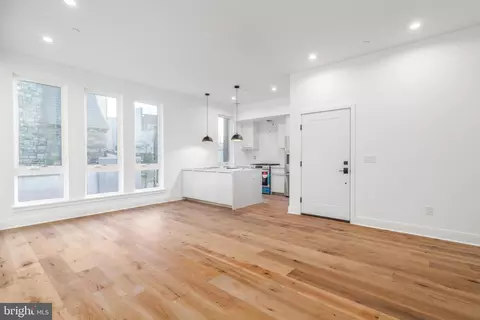 308 Reed St #2, Philadelphia, PA 19147