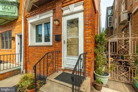 833 Catharine St, Philadelphia, PA 19147
