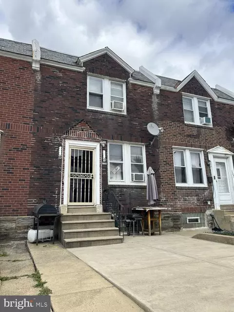 1051 Alcott St, Philadelphia, PA 19149