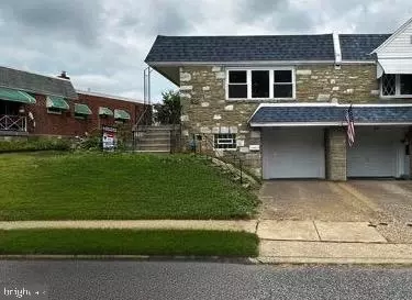 7828 Anita Dr, Philadelphia, PA 19111
