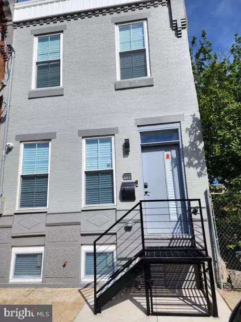 1345 S 32nd St, Philadelphia, PA 19146