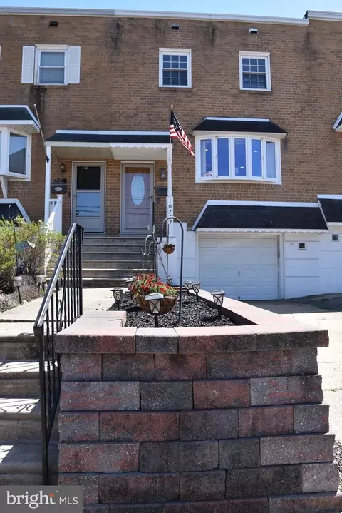 10227 N Canterbury Rd, Philadelphia, PA 19114