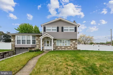 3900 Dorchester Rd, Philadelphia, PA 19154