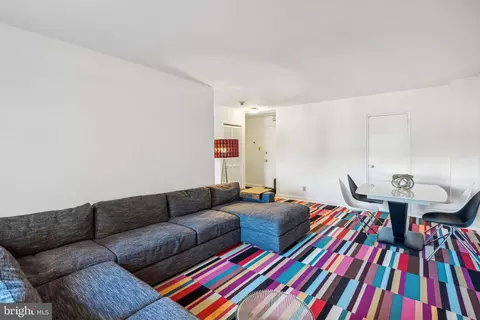 2601 Pennsylvania Ave #302, Philadelphia, PA 19130