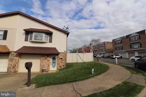9130 Diplomat Pl, Philadelphia, PA 19115