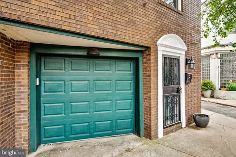 510 Fitzwater St, Philadelphia, PA 19147