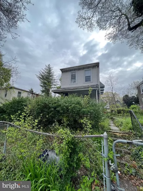 6035 N Broad St, Philadelphia, PA 19141