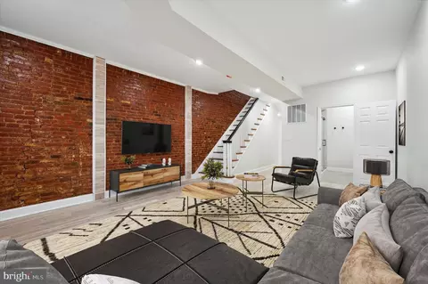 3694 Stanton St, Philadelphia, PA 19129