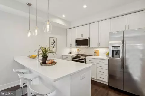2563 Grays Ferry Ave #2, Philadelphia, PA 19146
