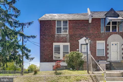 648 Anchor St, Philadelphia, PA 19120