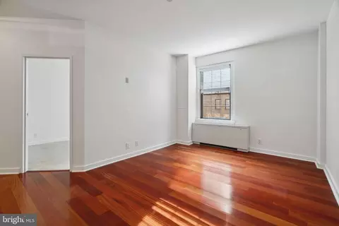219 S 29 S 18th St #1622, Philadelphia, PA 19103