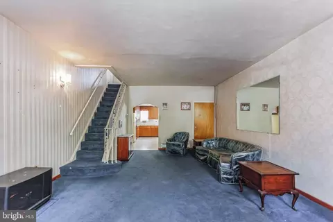 116 Morris St, Philadelphia, PA 19148