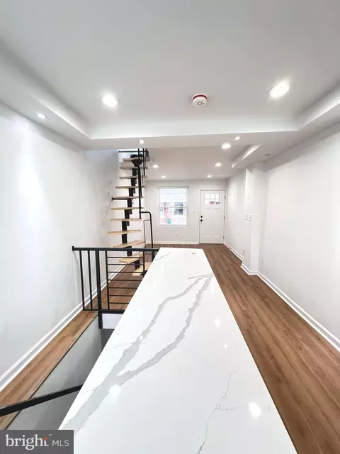 2564 Elkhart St, Philadelphia, PA 19134