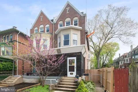545 S 49th St, Philadelphia, PA 19143