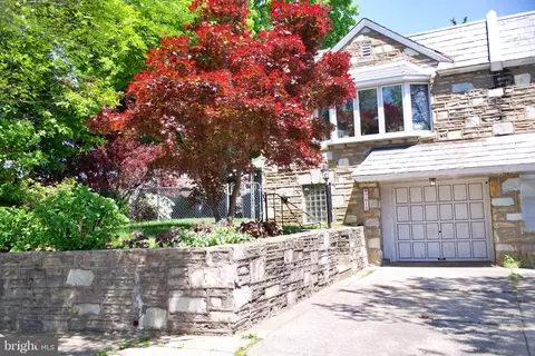 7618 Linda Pl, Philadelphia, PA 19111