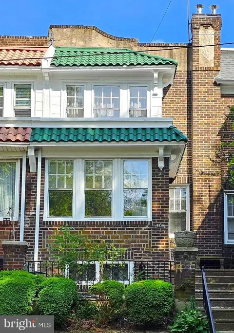 6530 Beaumont St, Philadelphia, PA 19142