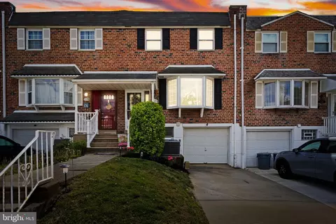 12443 Sweet Briar Rd, Philadelphia, PA 19154