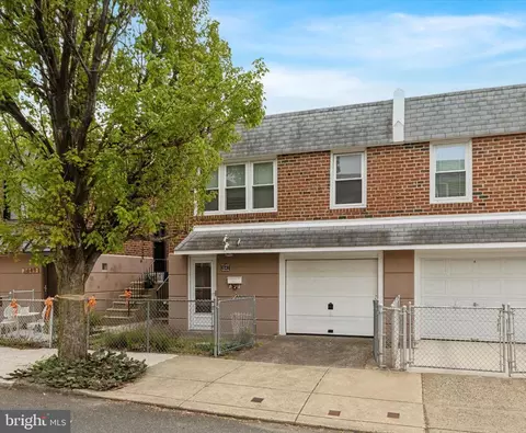 3647 Livingston St, Philadelphia, PA 19134