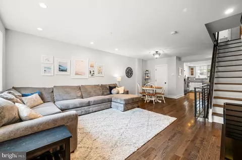 937 Mifflin St, Philadelphia, PA 19148