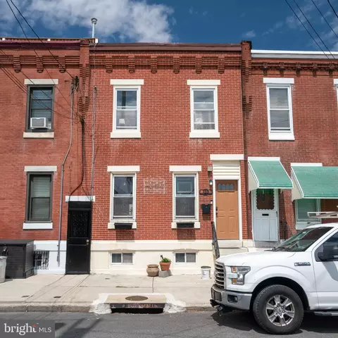 133 Moore St, Philadelphia, PA 19148