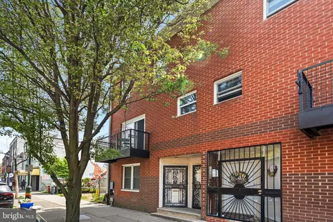 1134 South St #B, Philadelphia, PA 19147