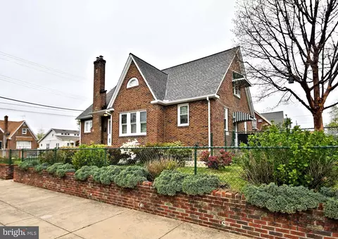 6900 Frontenac St, Philadelphia, PA 19111