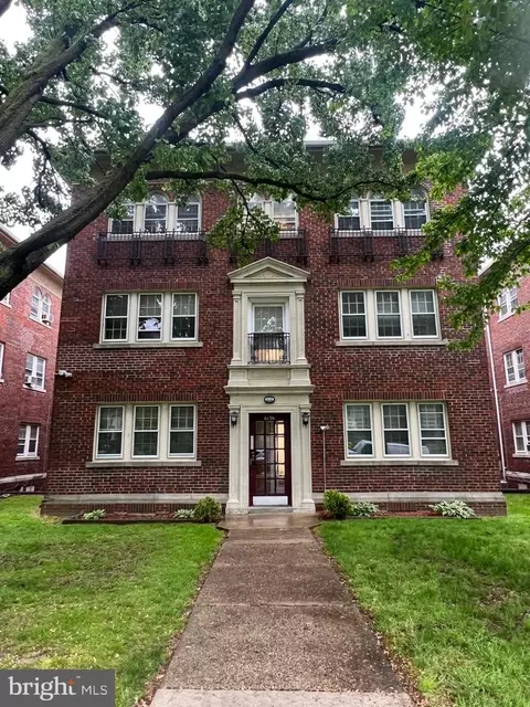 6136 Wayne Ave #4, Philadelphia, PA 19144