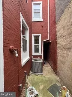 428 W George St, Philadelphia, PA 19123
