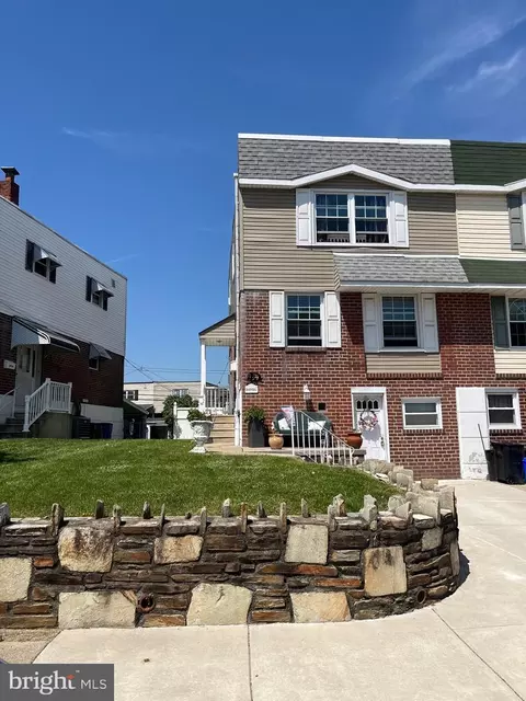 10916 Kipling Ln, Philadelphia, PA 19154