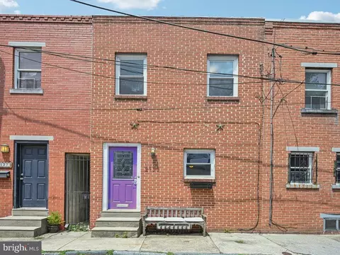 2135 Clymer St, Philadelphia, PA 19146