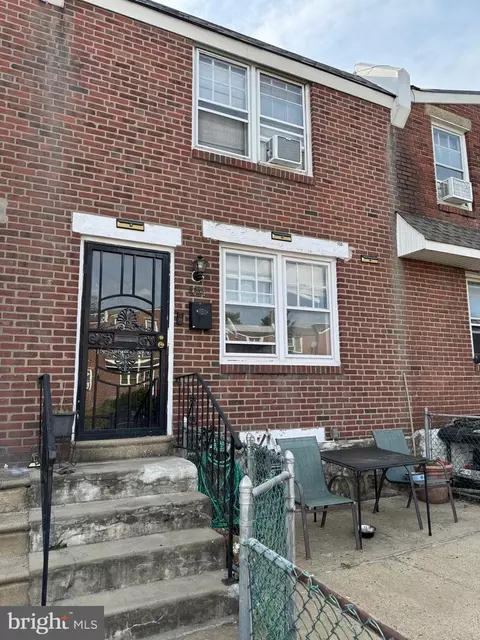 4344 Glendale St, Philadelphia, PA 19124