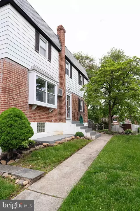 1151 Morefield Rd, Philadelphia, PA 19115
