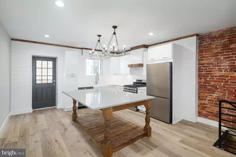 247 S 53rd St, Philadelphia, PA 19139