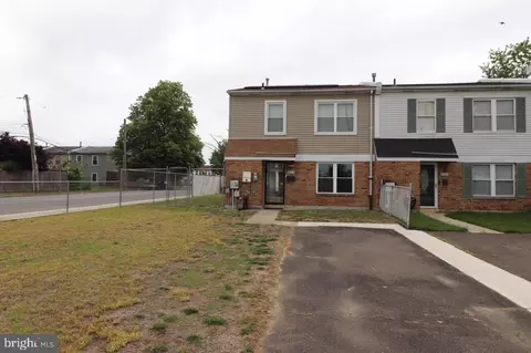 8145 Chelwynde Ave, Philadelphia, PA 19153
