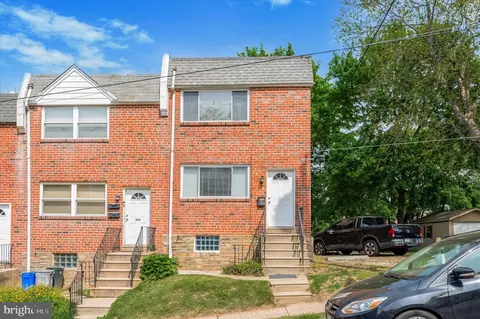 348 Ripka St, Philadelphia, PA 19128