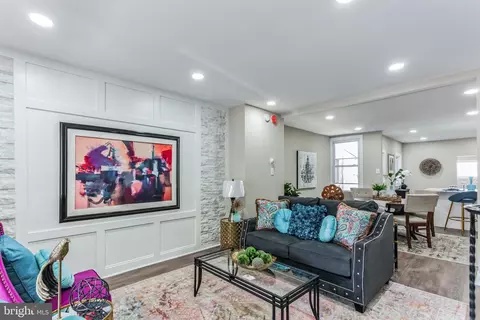 237 W Ruscomb St, Philadelphia, PA 19120