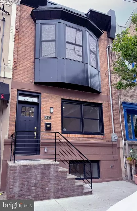 1639 Jackson St, Philadelphia, PA 19145