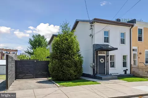 353 Delmar St, Philadelphia, PA 19128
