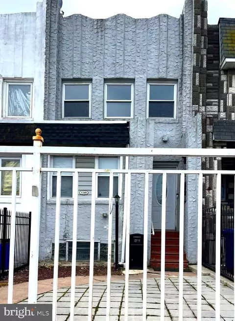 1240 E Pike St, Philadelphia, PA 19124